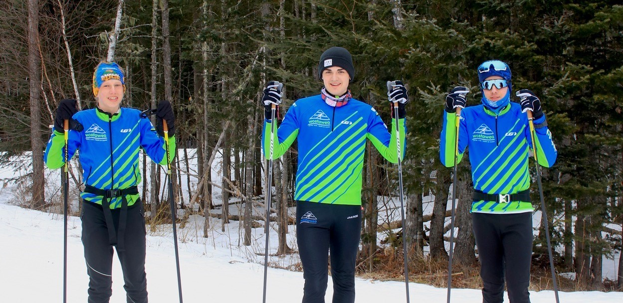 Cross country skiing at Wostawea - Killarney Lake Park