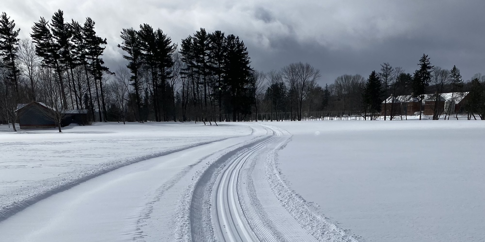 Cross country skiing at Cazenovia Trails