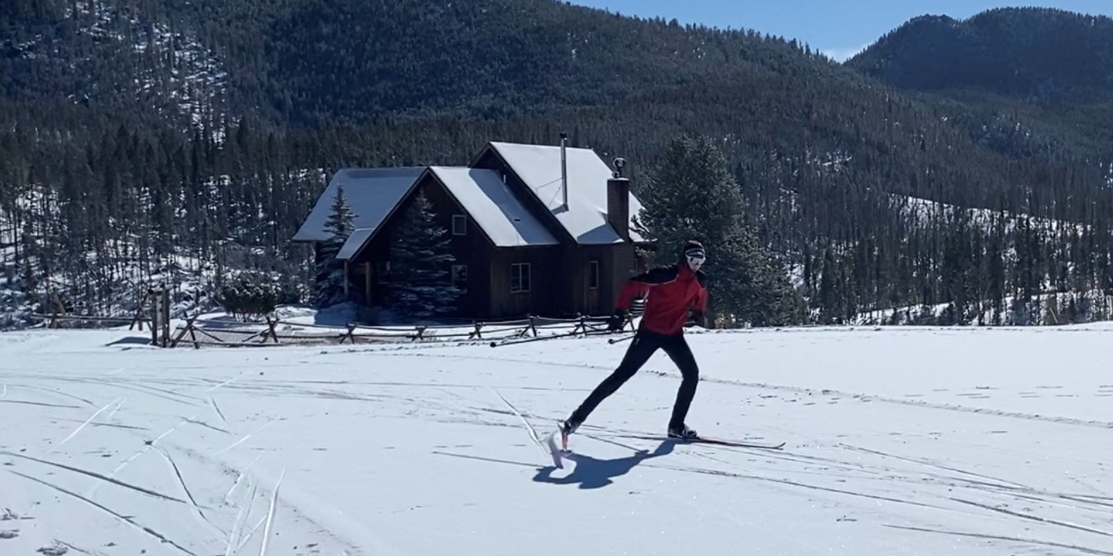 Cross country skiing at Homestake Lodge
