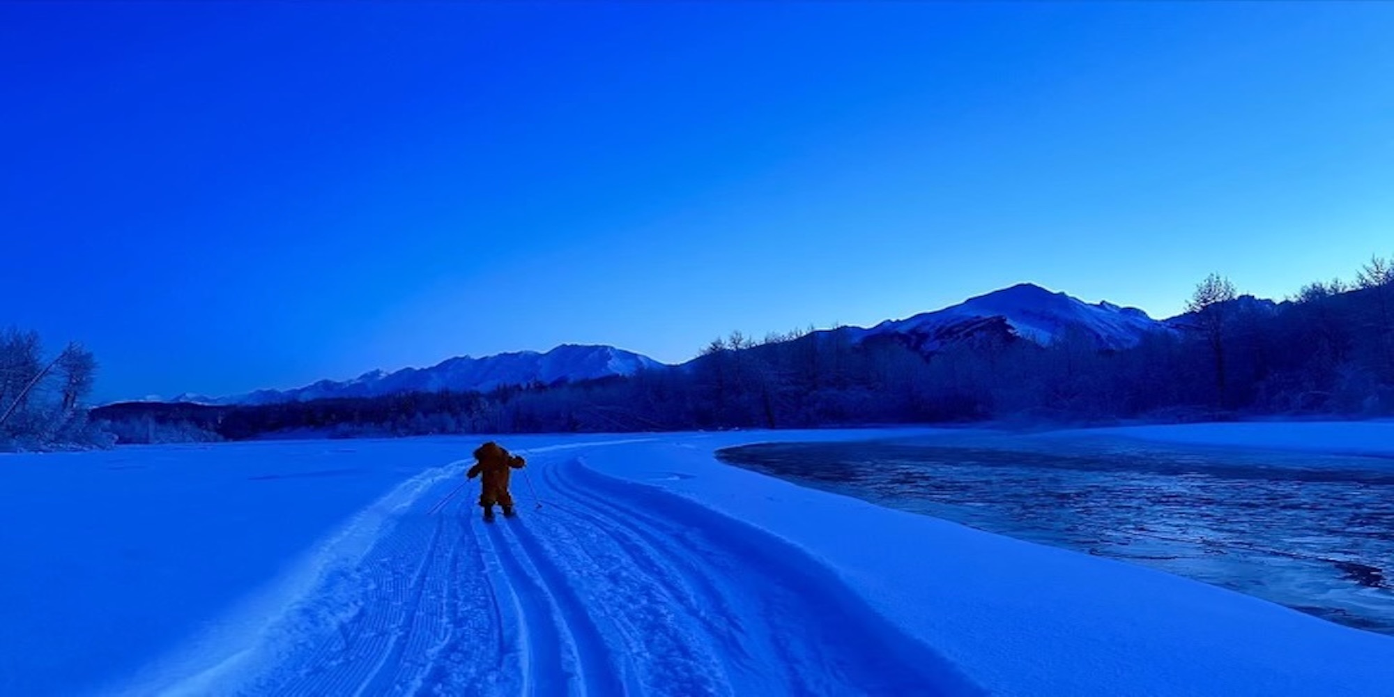 Cross country skiing at Chilkat Upper Valley Winter Trails