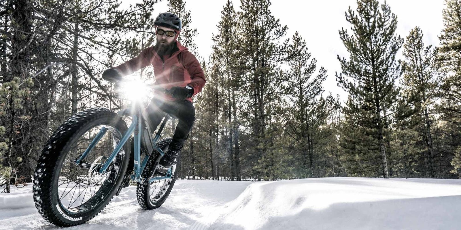 Cross country skiing at Timberline Trails