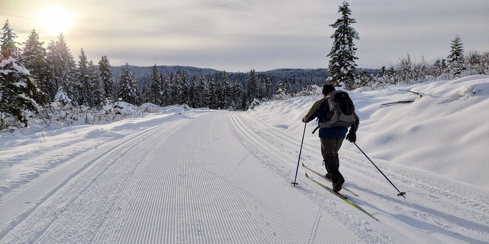 Cross country skiing at Lake Wenatchee Area Sno Parks