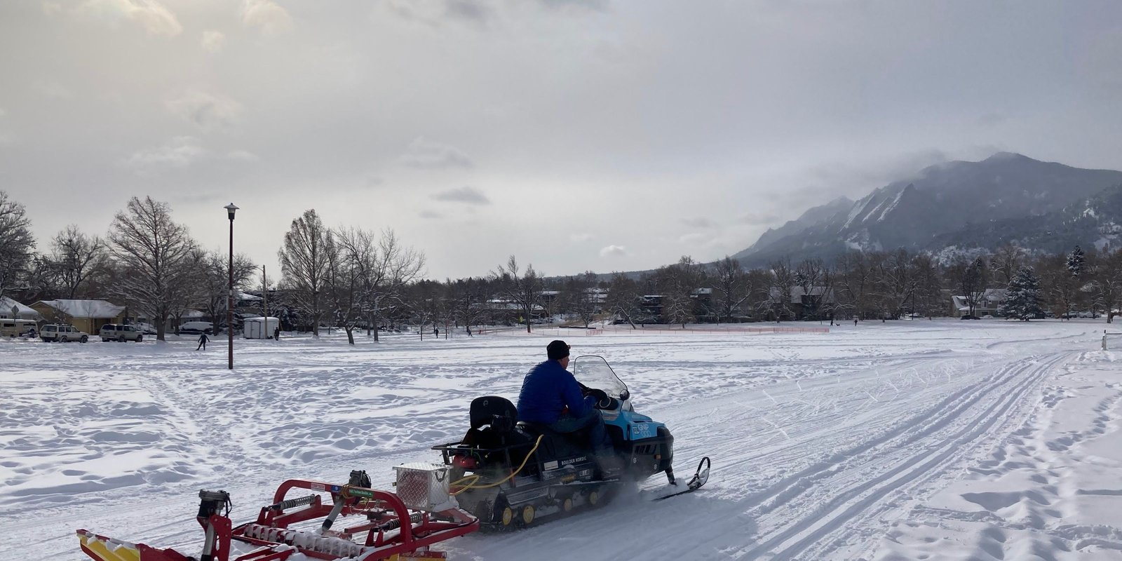 Cross country skiing at Boulder Nordic Club