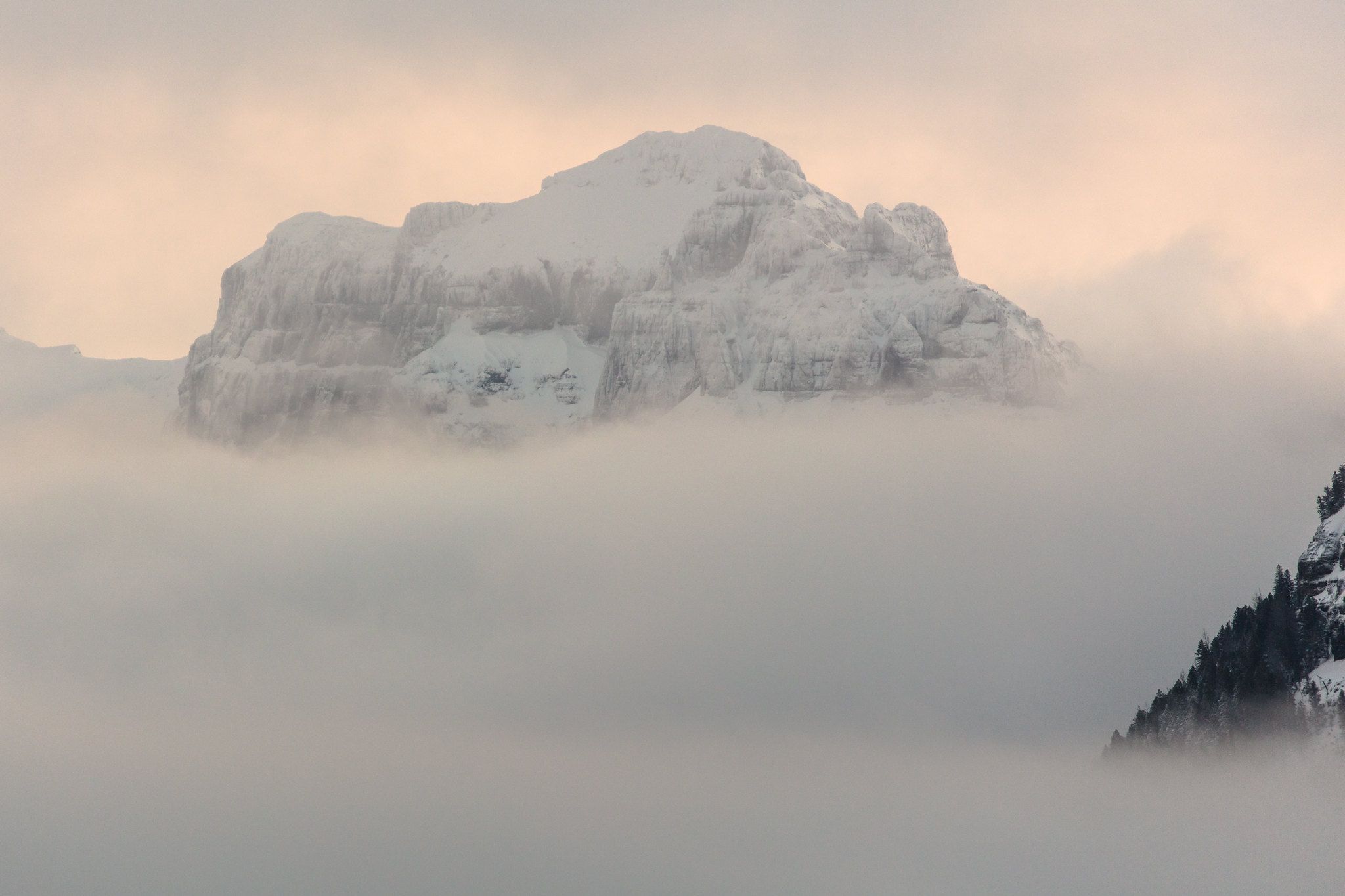 Cross country skiing at Northeast Ski Trails
