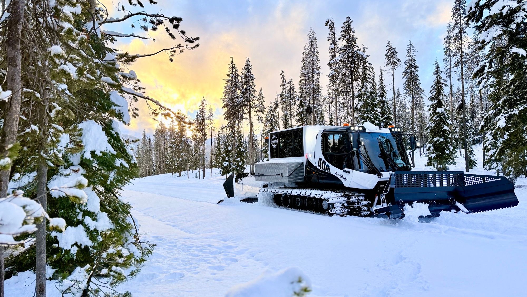 Cross country skiing at Elk Lake Resort
