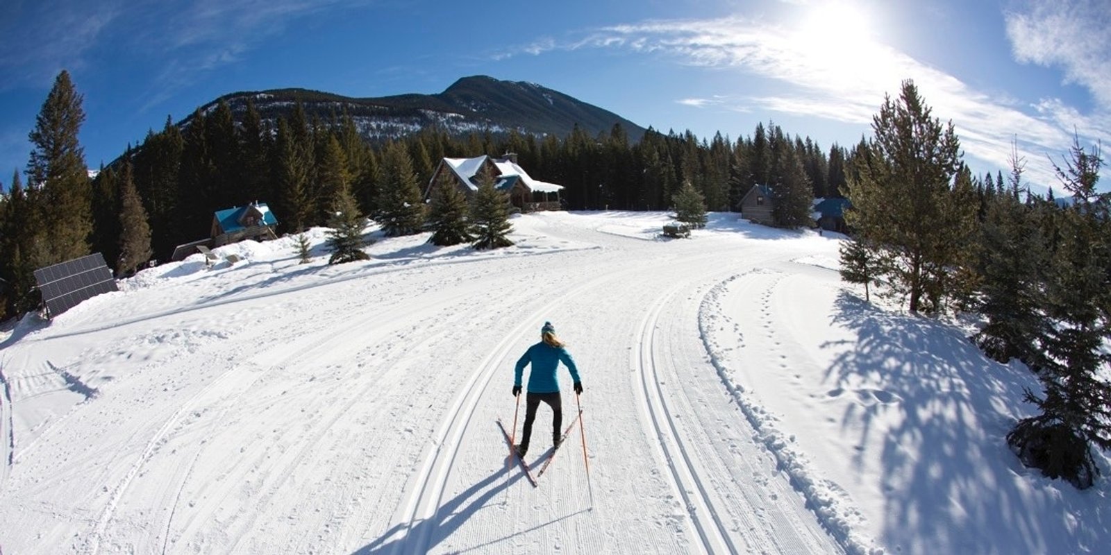 Cross country skiing at Nipika Mountain Resort / Cross River Canyon Rec Site