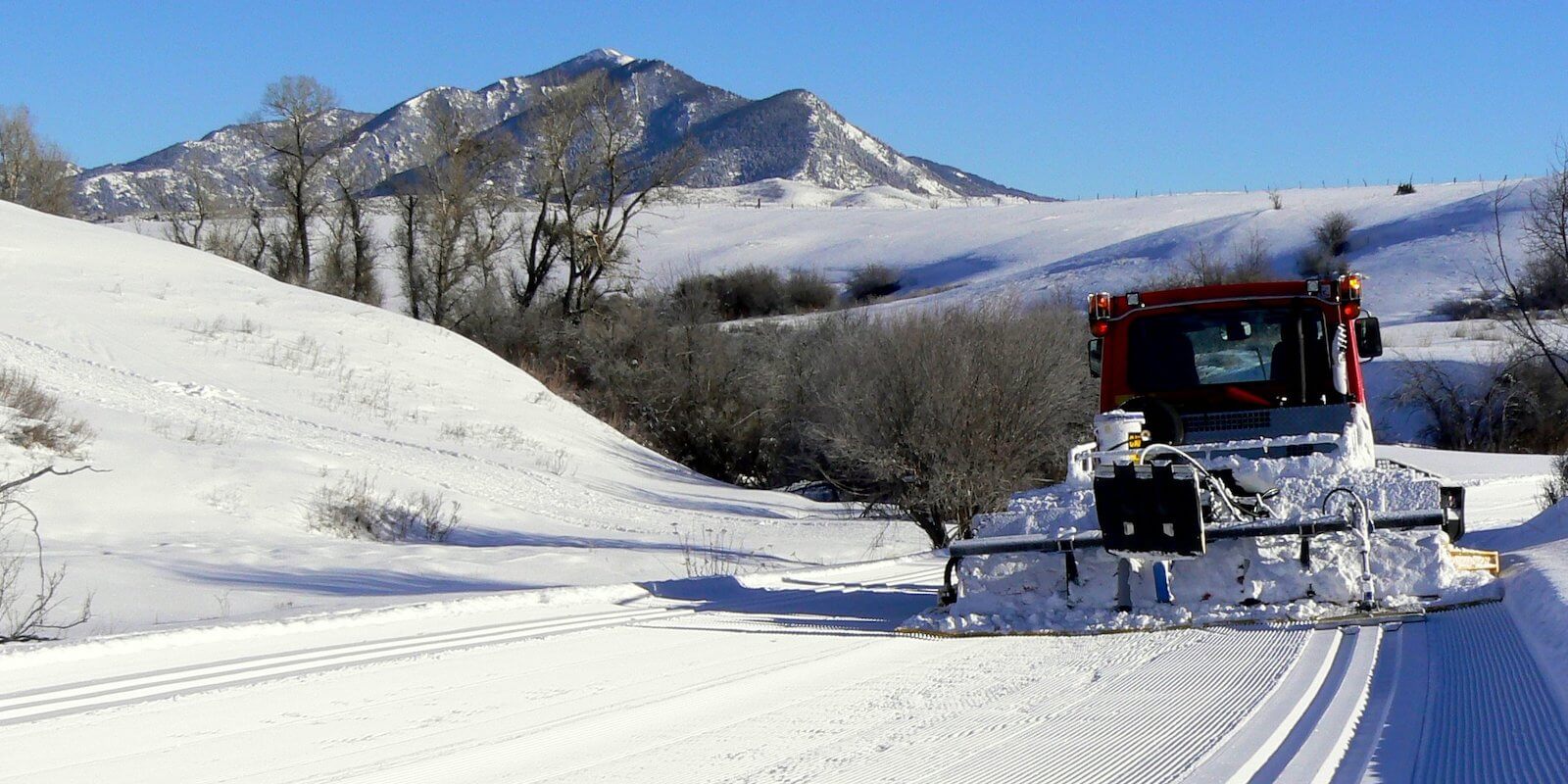 Cross country skiing at Highland Glen